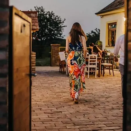 Seosko Turisticko Domacinstvo Biser